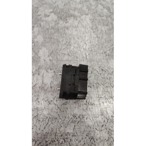 BLOCCHETTO AVVIAMENTO COMMUTATORE IMPIANTO HARMAN LANCIA THEMA/ FIAT CROMA- PANDA MARCA SIDAT 4/281052